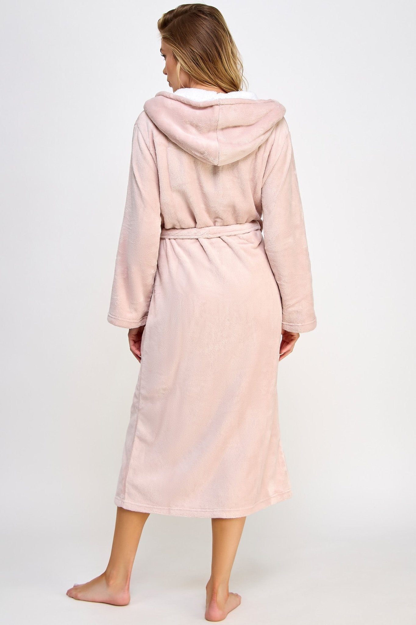 BeWicked Women's Janette Robe 1818