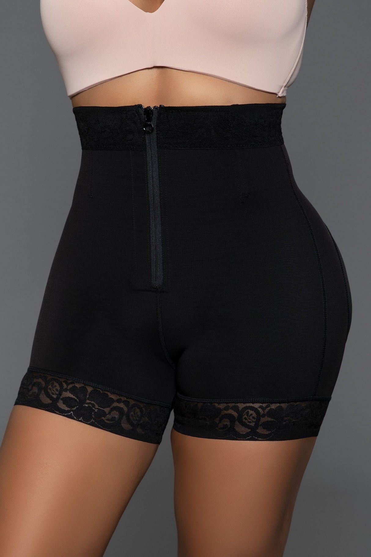 BeWicked Women's Hug Me Close Bodyshaper 2342
