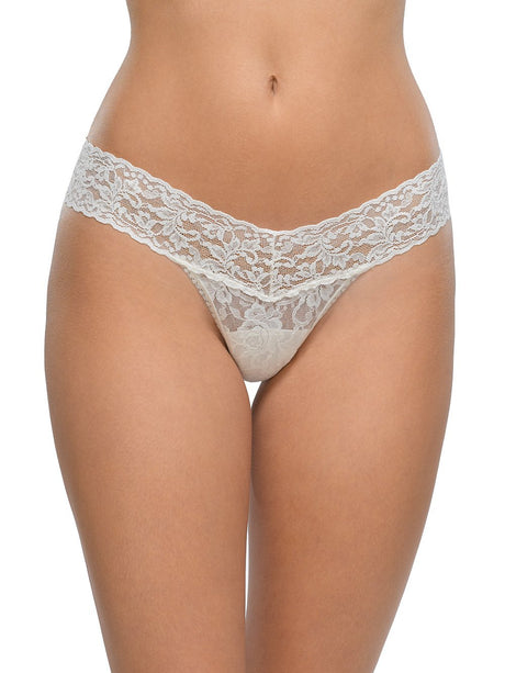 Hanky Panky Thong Ivory / One Size Signature Lace Low Rise Thong