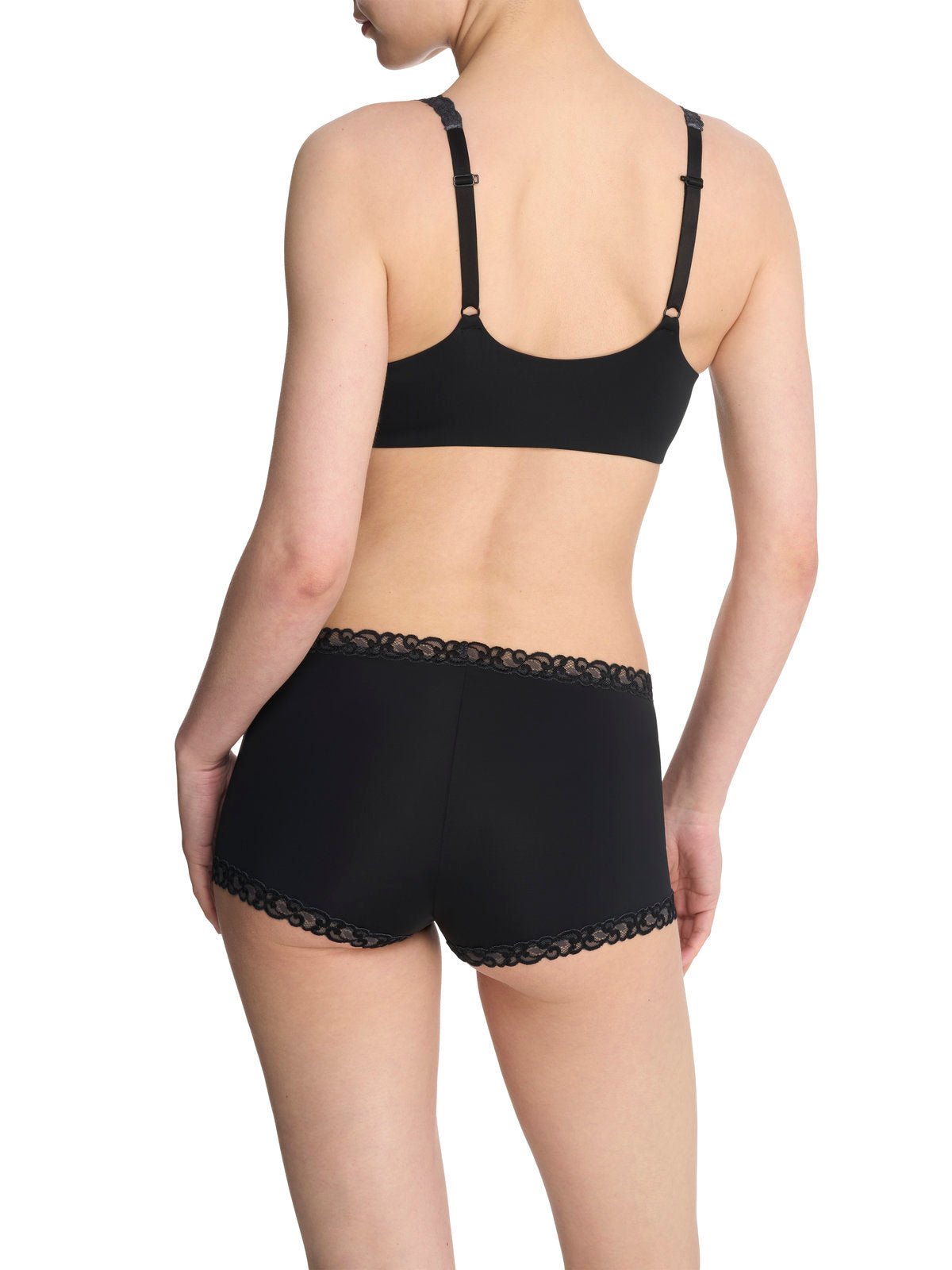 Black Natori Pure Luxe convertible front-close contour underwire bra 738080, view 3