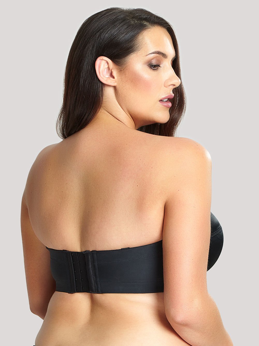 Plus Size Backless Strapless Seamless Bra And Underwear With Push